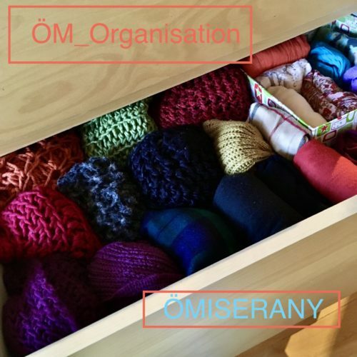 rangement des foulards et tuque s ÖMISERANY